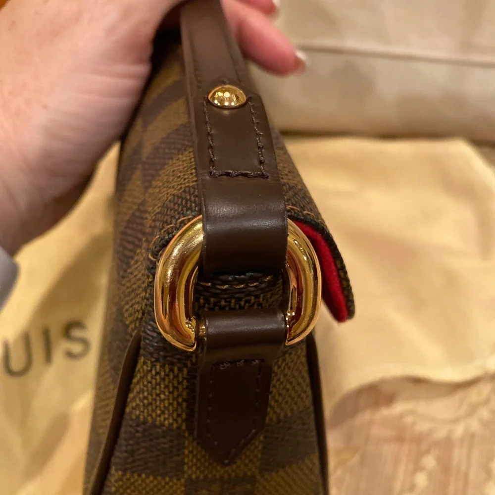 Authentic Louis Vuitton Damien Ebene shoulder clutch - Picture 8 of 16